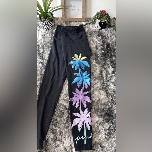 Victoria’s Secret PINK leggings and hooded sweatshirt matching set - Picture 3 of 5